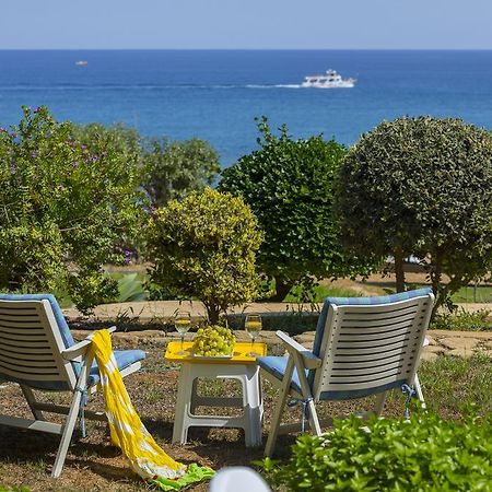 Protaras Beachfront Sirina Lina Suite Paralimni Bagian luar foto